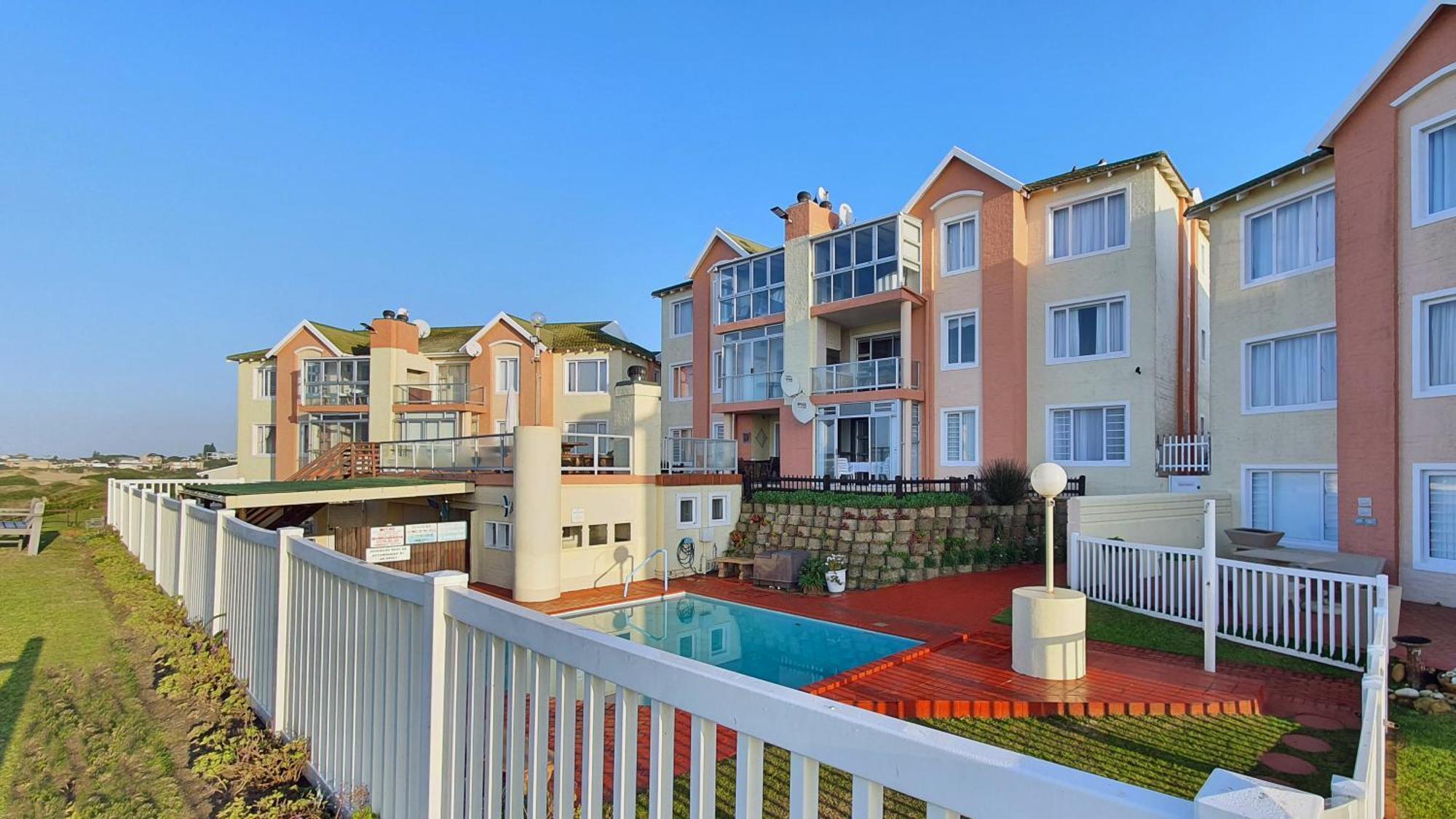 Escape To Paradise: Beachside Apartment Jeffreys Bay Exterior photo